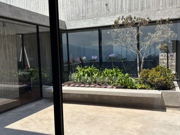 Casa por estrenar en Tumbaco sector Hilacril