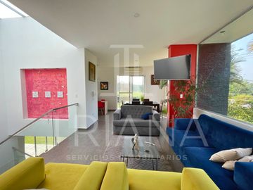 AMPLIA Y LUMINOSA PROPIEDAD EN VENTA – ¡OPORTUNIDAD ÚNICA EN TENIS CLUB! SANTO DOMINGO