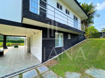 AMPLIA Y LUMINOSA PROPIEDAD EN VENTA – ¡OPORTUNIDAD ÚNICA EN TENIS CLUB! SANTO DOMINGO