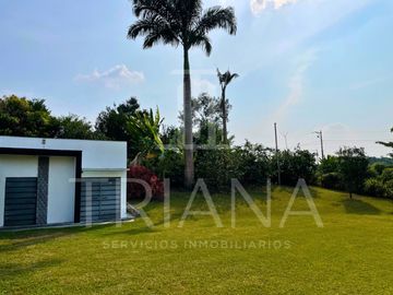 AMPLIA Y LUMINOSA PROPIEDAD EN VENTA – ¡OPORTUNIDAD ÚNICA EN TENIS CLUB! SANTO DOMINGO