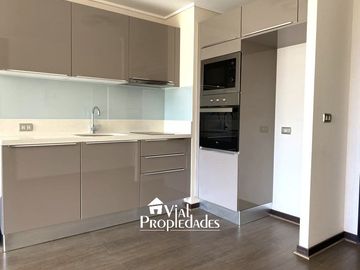 Moderno departamento Las Tranqueras con Avenida Las Condes