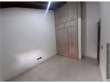 VENDO CASA EN CONDOMINIO BARRIO SEMINARIO