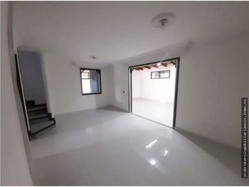 VENDO CASA EN CONDOMINIO BARRIO SEMINARIO