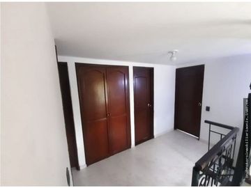 VENDO CASA EN CONDOMINIO BARRIO SEMINARIO