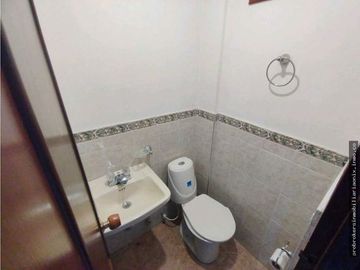 VENDO CASA EN CONDOMINIO BARRIO SEMINARIO
