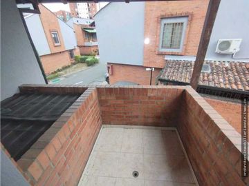 VENDO CASA EN CONDOMINIO BARRIO SEMINARIO