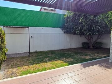 Céntrica casa en Fraccionamiento Villa Antigua