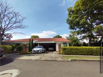 VENDO CASA EN CONDOMINIO EN PANCE