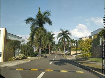 VENDO CASA EN CONDOMINIO EN PANCE