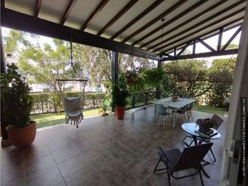 VENDO CASA EN CONDOMINIO EN PANCE