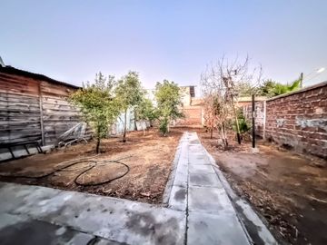 Casa Sólida, Regularizada, 2d/1b, 240m2, La Granja