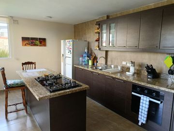 VENTA CASA CUMBAYÁ - LUMBISI - HOME REALTORS