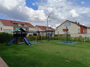 VENTA CASA CUMBAYÁ - LUMBISI - HOME REALTORS