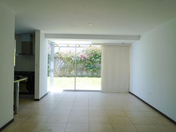 Venta de Increible Casa Tumbaco - Sector La Viña - Home Realtors
