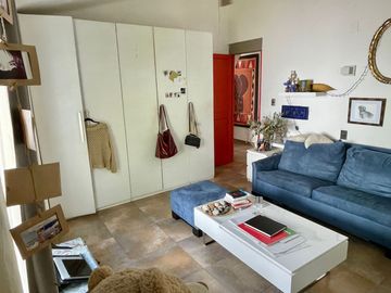 CASA EN VENTA  UN SOLO NIVEL CENTRICA Y MUY FUCIONAL