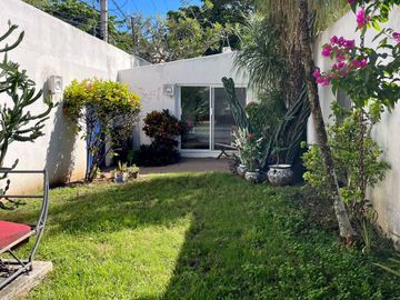 CASA EN VENTA  UN SOLO NIVEL CENTRICA Y MUY FUCIONAL