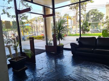 VENTA DEPARTAMENTO EN AV. JAVIER PRADO OESTE SAN ISIDRO