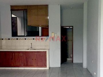 Venta De Casa Urbana En Jr. Putumayo, Maynas, Loreto, Iquitos