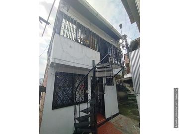 VENDO CASA PEATONAL EN TERRON COLORADO