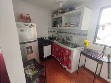 VENDO CASA PEATONAL EN TERRON COLORADO