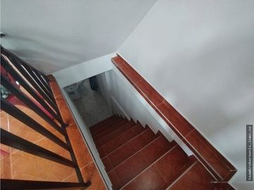 VENDO CASA PEATONAL EN TERRON COLORADO