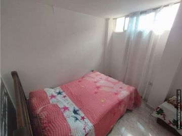 VENDO CASA PEATONAL EN TERRON COLORADO