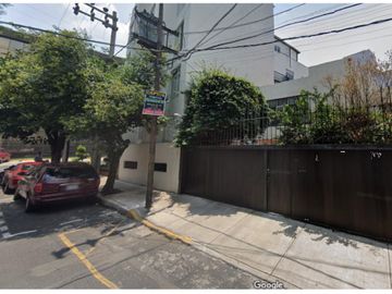REMATO BONITA CASA EN CIUDAD DE LOS DEPORTES BENITO JUAREZ CDMX