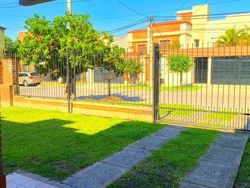 HERMOSA CASA EN VENTA