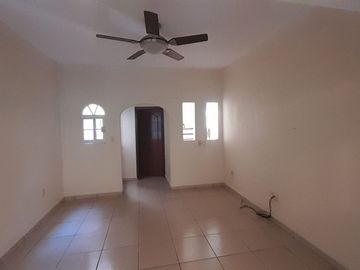 CASA EN VENTA EN  PARQUE ROYAL EN COLIMA