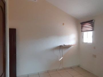 CASA EN VENTA EN  PARQUE ROYAL EN COLIMA