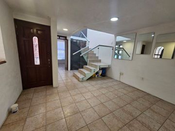 Casa en Venta en Toluca Colonia Bosques de Colón