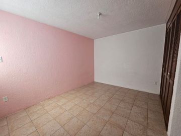 Casa en Venta en Toluca Colonia Bosques de Colón