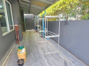 Twin house, Inizio 3 Pinklao - Ring Road, empty house, located opposite the swimming pool, wide road, near food and shopping sources.