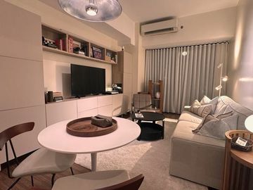 Good Deal: Interiored Design 1BR Unit in Shang Salcedo Place, Makati