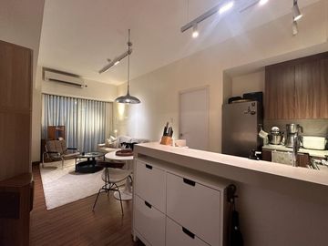 Good Deal: Interiored Design 1BR Unit in Shang Salcedo Place, Makati