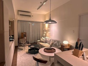 Good Deal: Interiored Design 1BR Unit in Shang Salcedo Place, Makati