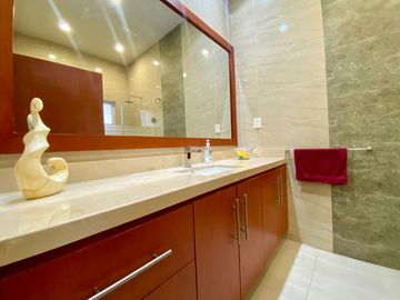 casa en venta en villa verona