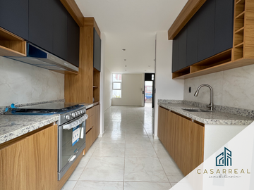 CASA EN VENTA EN SAN LORENZO ITZICUARO