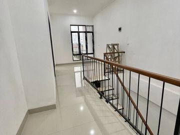 RUMAH DIJUAL DI PAGEDANGAN TANGERANG AREA BSD SERPONG PERUMAHAN BARU MEWAH DEKAT PUSAT BISNIS JUAL