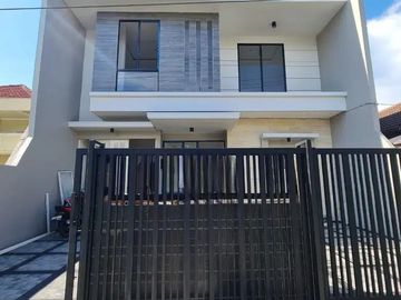 Dijual Rumah Baru Manyar Kertoadi Mewah Dekat Raya Kertajaya Araya SHM