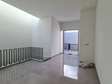 Dijual Rumah Baru Manyar Kertoadi Mewah Dekat Raya Kertajaya Araya SHM