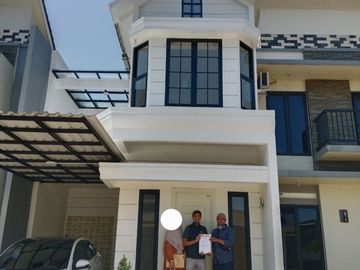 Rumah Strategis Dan Eksklusif Di BSD City Tangerang Diskon 100 Juta Nego