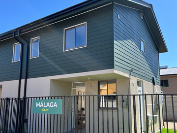 Casa nueva Modelo Málaga en Bicentenario Centro