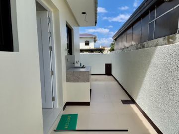 BRAND NEW HOUSE & LOT IN IMUS CAVITE ALONG AGUINALDO HIGHWAY