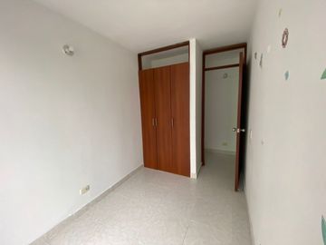 Espectacular apartamento de 67m2, ubicado en el Conjunto Brisas de Agua Blanca, Girardot, Cundinamarca.
