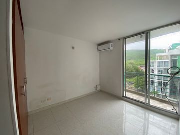 Espectacular apartamento de 67m2, ubicado en el Conjunto Brisas de Agua Blanca, Girardot, Cundinamarca.
