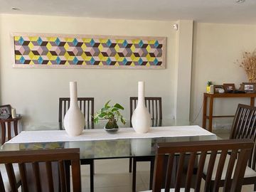 Venta de casa con piscina en Brisas de Villa