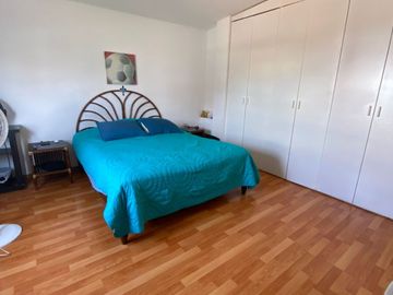 Venta de casa con piscina en Brisas de Villa