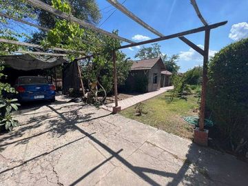 Casa y gran terreno en Venta Los Andes