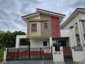 BRAND NEW HOUSE & LOT ALONG AGUINALDO HIGHWAY